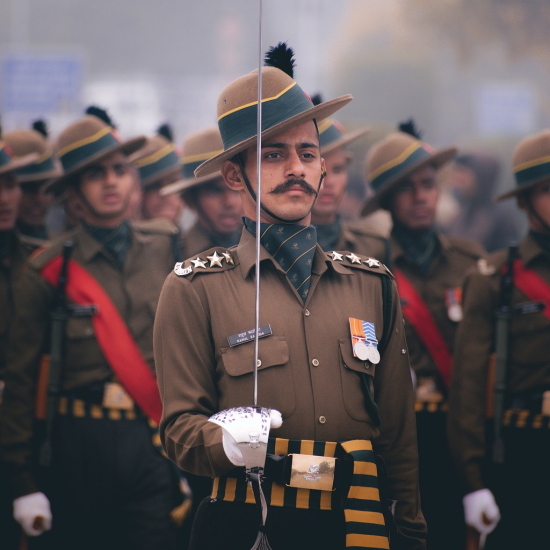 uniform-7406028_1280